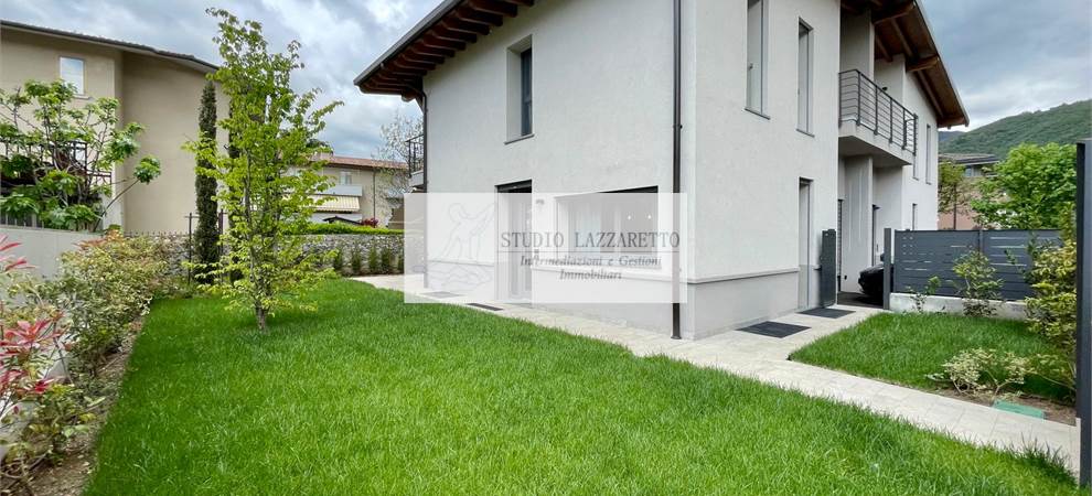 ingresso giardino